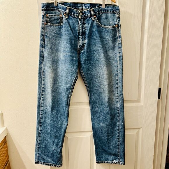 Levi's 505 Jeans Men's 38 X 32 Regular Fit Straight Leg Dark Stonewash Blue READ - Picture 1 of 13